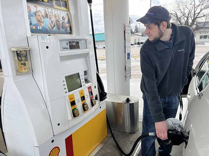 Spending habits change as gas prices soar News, Sports, Jobs The